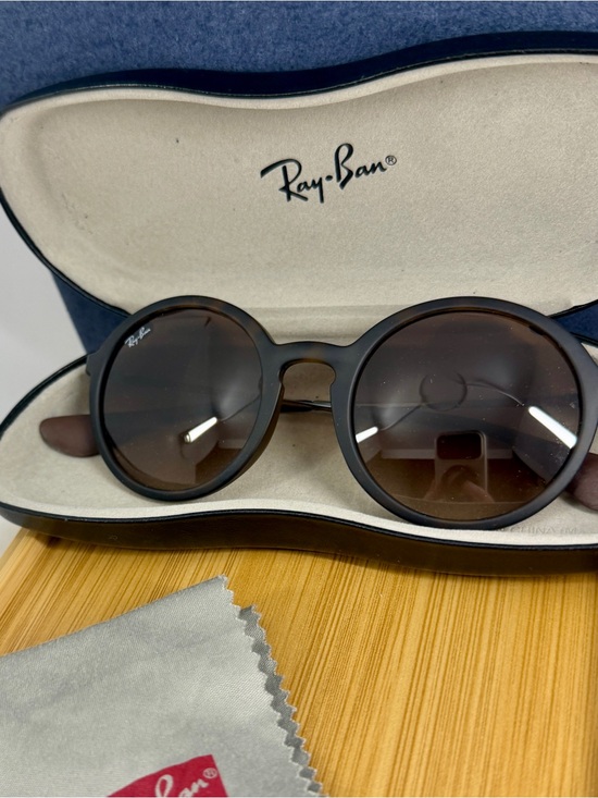 RAY-BAN RB4222 50-21 Brown Round Havana Rubber Tortoise Youngster Sunglasses main image 5